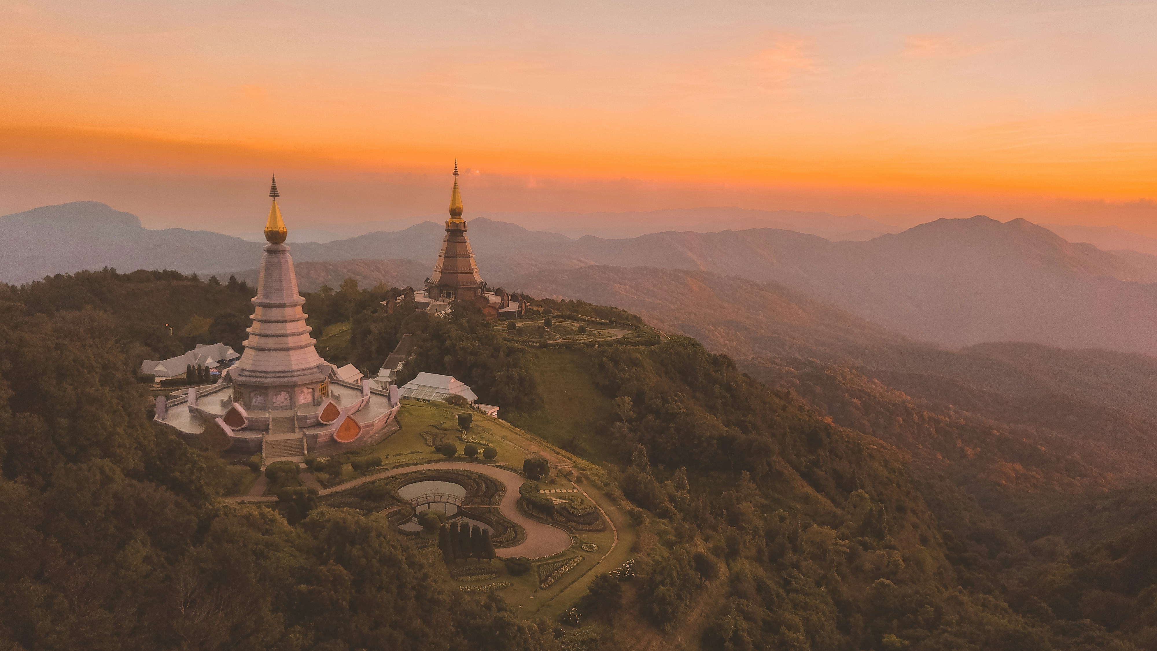 Thailand Getaway: Pattaya & Bangkok Escape